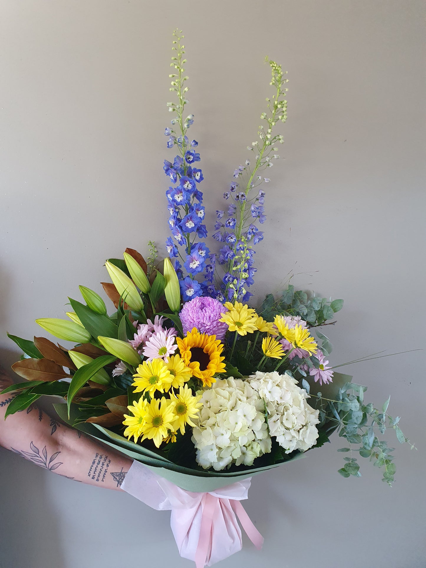 Seasonal Blooms / Florist Choice bouquet