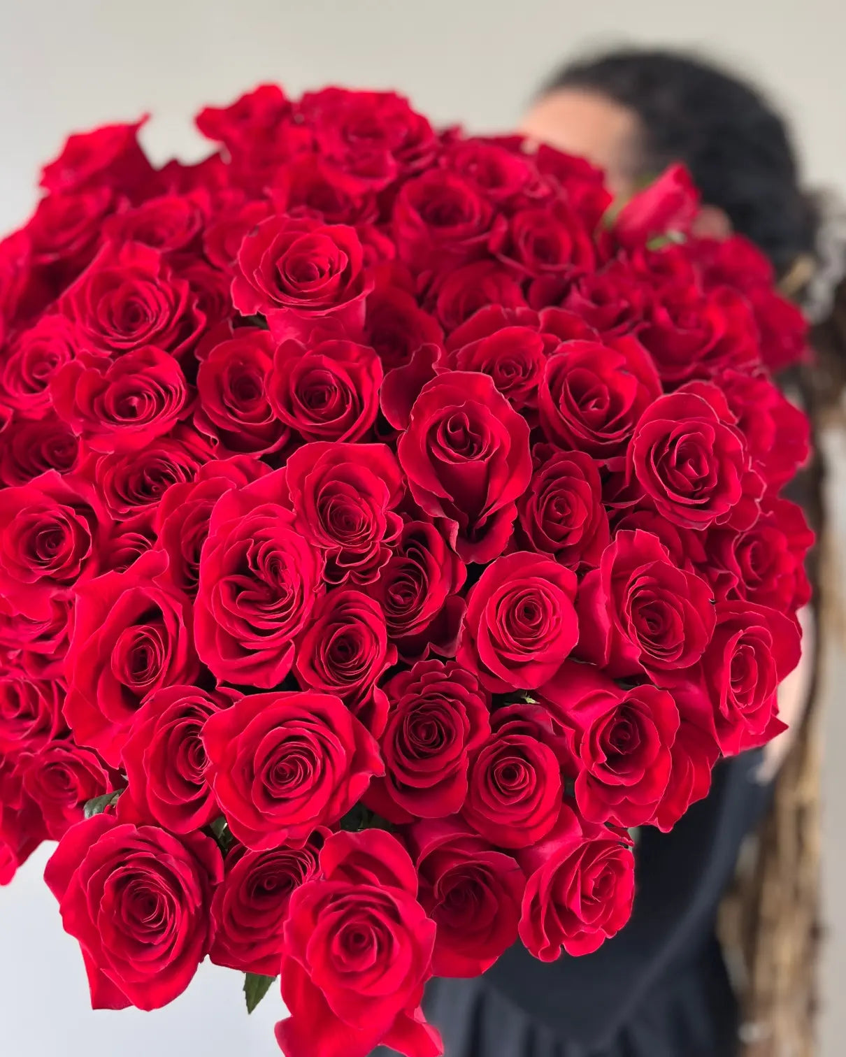 Valentine’s day Half dozen Roses