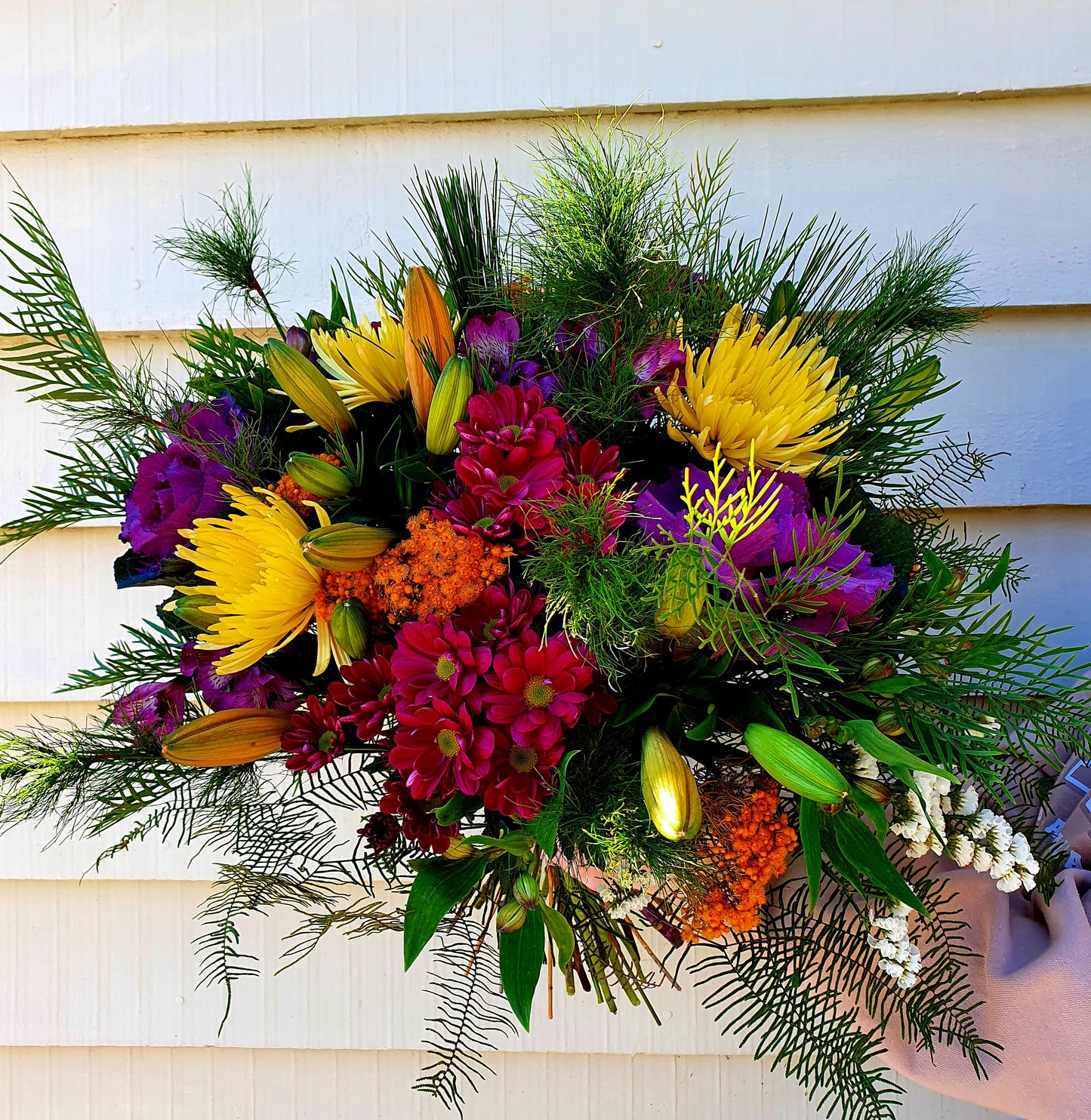 Happy / Bright Seasonal Bouquet