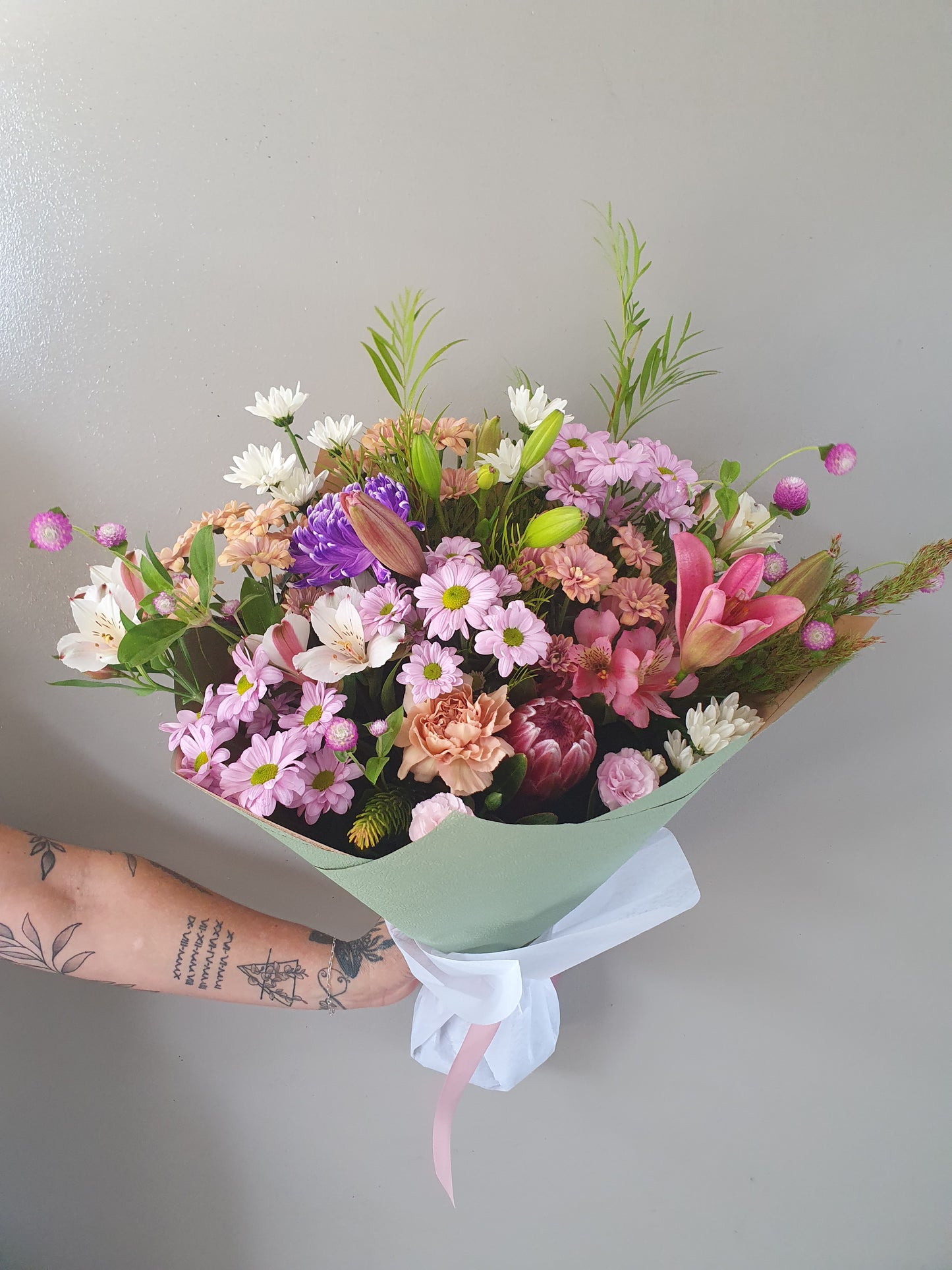 Seasonal Blooms / Florist Choice bouquet